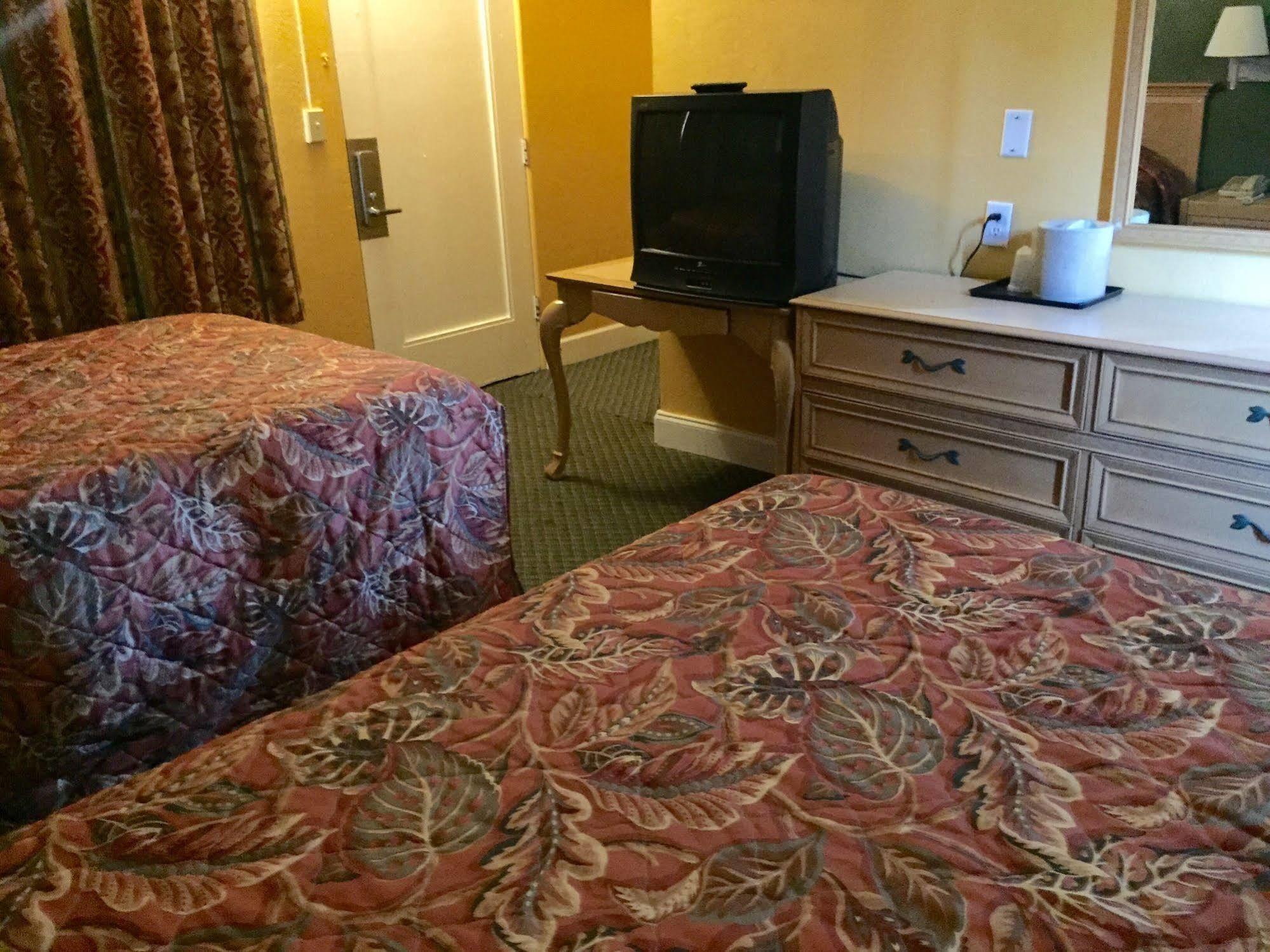 Shangri La Motel 奥卡拉 外观 照片